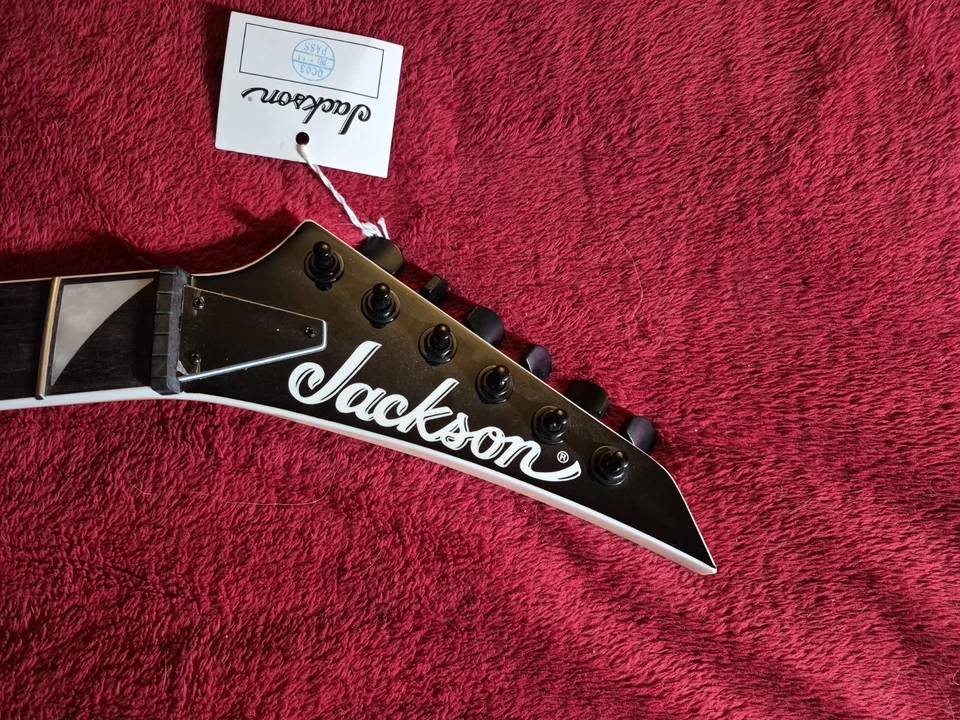 Cuello de guitarra Jackson 24 trastes incrustaciones de aleta de tiburón para Dinky King V Rhoads Warrior Foto 1 de 4
