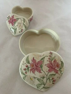 2 Otagiri Vintage Porcelain Heart Trinket Boxes Pink & White Flowers Gold Trim - Picture 1 of 12