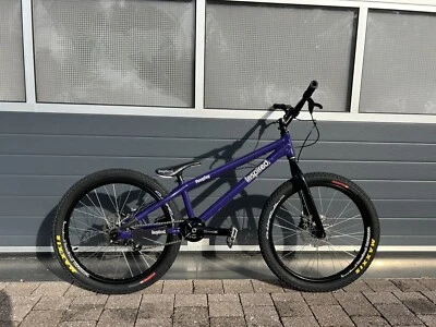 Inspired Fourplay Team Version Trail Bike 24 Zoll - Bild 1 von 4