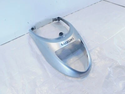 13 Suzuki Boulevard M50 VZ800 2013 plateado rueda trasera sección trasera cubierta carenado Foto 1 de 4