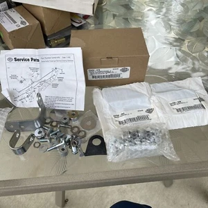 53450-97B Genuine Harley Davidson Detachables Docking Hardware PARTS Kit New - Picture 1 of 7