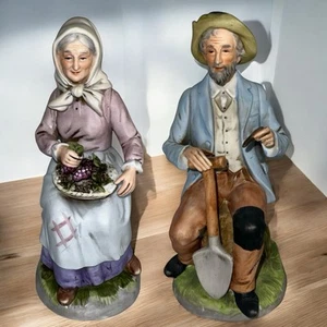 Figuras de porcelana Homco agricultores del viejo mundo hombre y mujer sentados 8" #1433 - Imagen 1 de 23