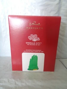 2020 - Hallmark Keepsake - Emerald City Ornament - Wizard of Oz - Picture 1 of 1