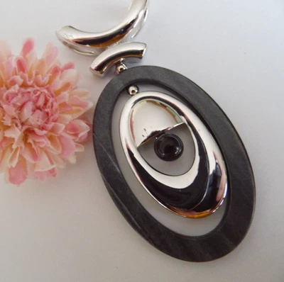 Pierre Lang schöner silberbraunfarbener  Anhänger ca. knapp  8 cm kaum getragen - Bild 1 von 2