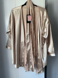 Size 18 Champagne Satin Blouse, Tie Waist, Kimono Style, from PrettyLittleThing - Picture 1 of 8