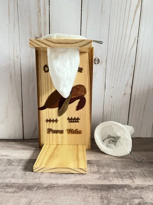 Cafetera portátil, hecha a mano en Costa Rico Foto 1 de 4