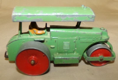 Dinky Toys GB No. Antiguo tractor de juguete vintage con rodillo de carretera Aveling-Barford 25P Foto 1 de 4