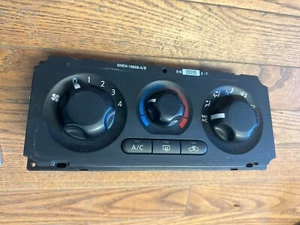 Nissan Pathfinder 2005 fabricante de equipos originales calefacción temperatura control climático - Imagen 1 de 7