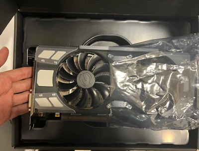 EVGA GTX 1070 8GB | FTW ACX3.0 | 1920 CUDAs | 08G-P4-6276-KR - Image 1 of 4