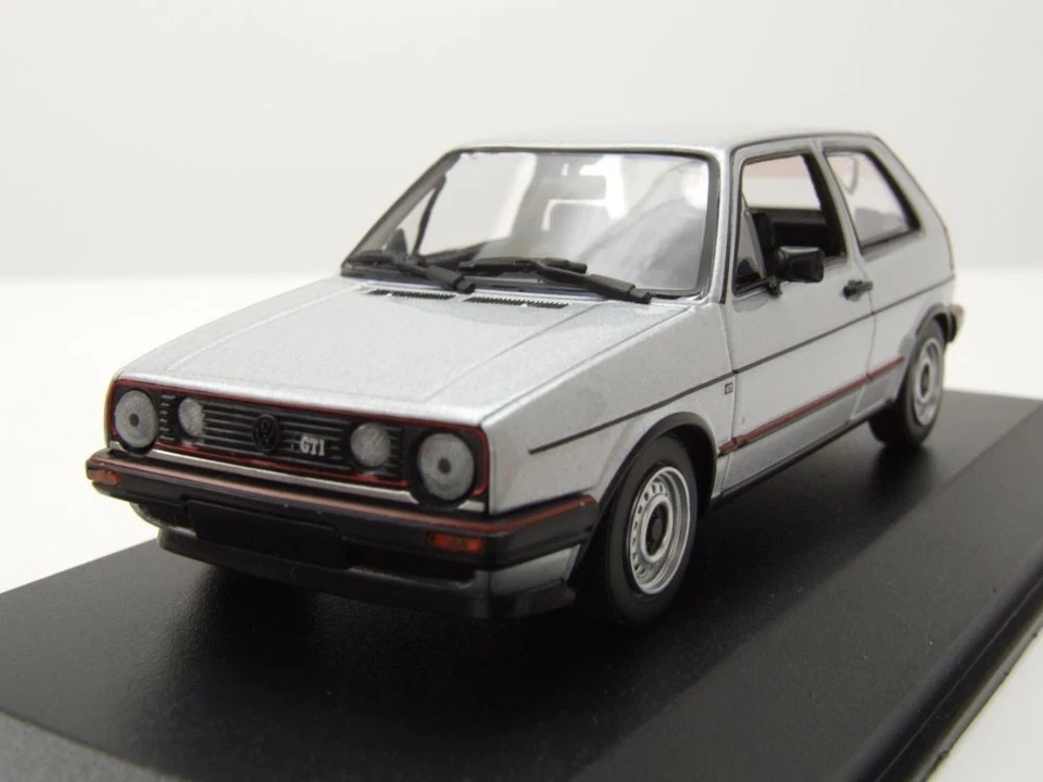 Volkswagen VW Golf II GTi Silber 1985 1/43 von Minichamps / Maxichamps 940054126