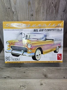 AMT 1134 (1955) Chevrolet Bel Air Convertible Plastikmodellbausatz im Maßstab 1:16 - Bild 1 von 5