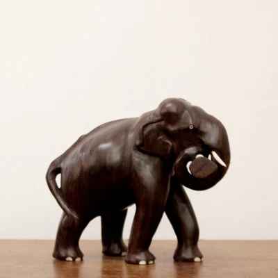 Estatua de elefante de madera hecha a mano escultura vintage hogar oficina decoración interior arte Foto 1 de 4