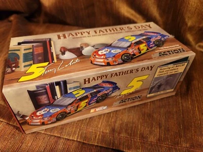 2004 TERRY LABONTE #5 KELLOGG'S FATHERS DAY 1/24 DIECAST - Image 1 of 4