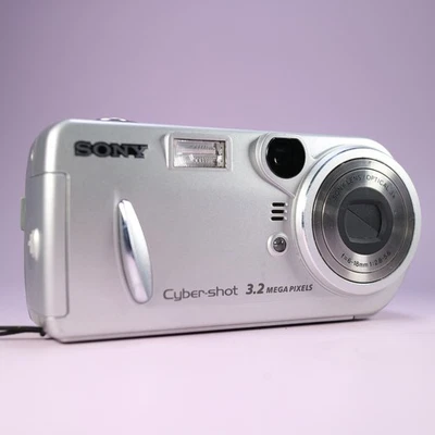 Sony Digital Camera Cybershot DSC-P72 3.2MP Silver Tested W/ Sony Memory Stick - Image 1 of 4