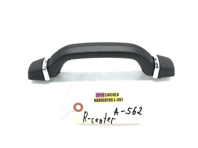 Lincoln Navigator 2018-2021 paso derecho centro pilar b agarre mango asistido Foto 1 de 4