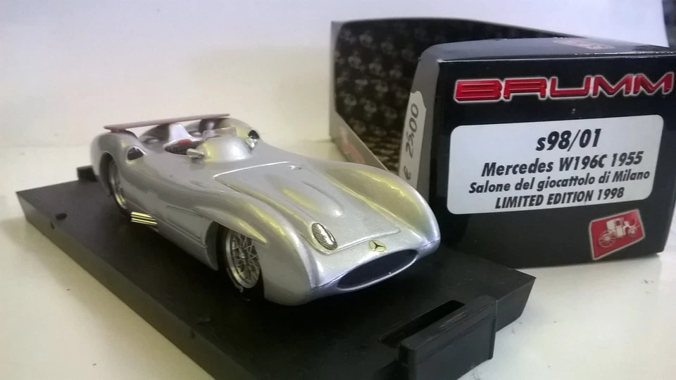 AUTO BRUMM 1:43 MADE IN ITALY DIE CAST MERCEDES W196C 55 SALONE MILANO S98/01 - Immagine 1 di 1