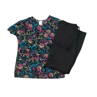 Scrubs Set Pants And Top Women’s Size Small - Image 1 of 4