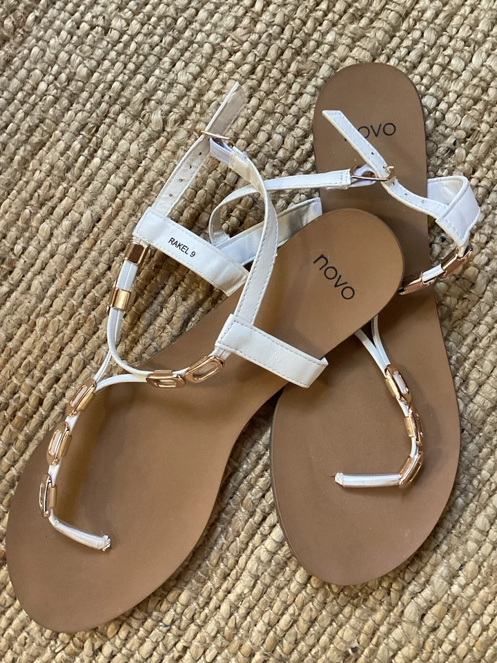 NOVO WHITE,GOLD Synthetic SANDALS SIZE 9 NWOT - image 1 of 4