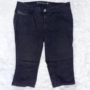 LEE Women’s Classic Fit Black Denim Jean Capri Plus Size 16W Medium - Picture 1 of 8