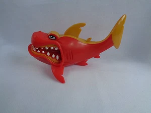 Little Tikes Number Busters TM / MGA Red Shark PVC Actionfigur - Bild 1 von 5