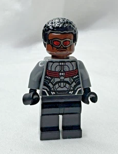 LEGO Marvel Super Hero’s Falcon Minifigur (76104) - Bild 1 von 7