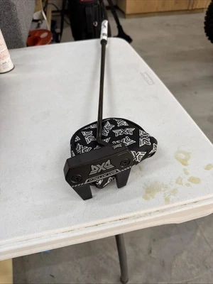 PXG Attacco a pipistrello coppia zero RH - putter 36". Asta senza riserva - Immagine 1 di 4
