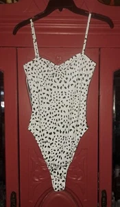 New Boohoo Bodysuit Top U.S. Size 8 Dalmatian Strapy Ribbed White Black  - Picture 1 of 11