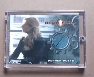 2008 Rittenhouse Marvel Iron Man: Gwyneth Paltrow AS Pepper Potts / Has A Seam. - Picture 1 of 2
