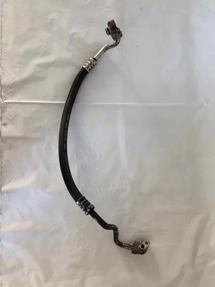 Manguera de aire acondicionado Subaru Forester 2006-2008 tubería de aire acondicionado manguera de descarga de línea de aire acondicionado Foto 1 de 4