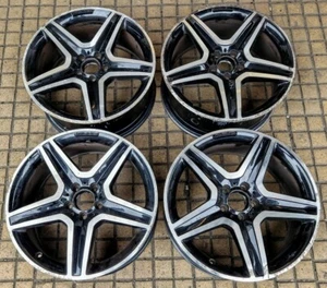 MERCEDES GLA X156 4X 19" GENUINE AMG BLACK DIAMOND CUT USED ALLOY WHEELS S610U4 - Picture 1 of 5