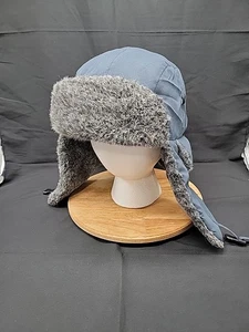 Herren DryIce Kronkappe Kunstfell Trapper Mütze Größe 2XL blau grau  - Bild 1 von 5