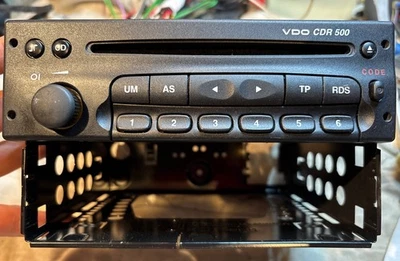 Org GM Opel VDO CDR500 E Autoradio 24469302 Codefrei Geprüft Voll Funktionsfähig - Bild 1 von 4