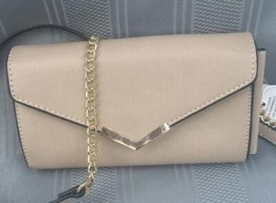 Bolso Bandolera Urban Expressions Hester DESNUDO Magnético Vegano Ranuras para Tarjetas NUEVO Foto 1 de 4