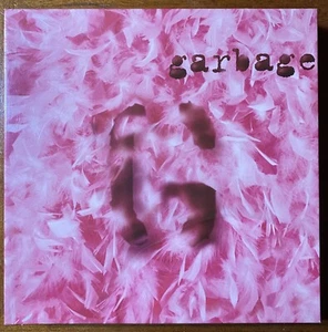 GARBAGE s/t 1995 UK Mushroom Ltd. Ed. Numbered 7" Single BOX SET Shirley Manson - Picture 1 of 3