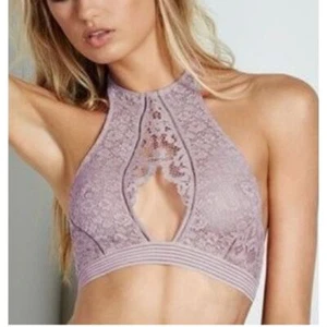 Victoria's Secret Bra Medium Very Sexy Bralette Gray Lace Peep Hole Wireless - Picture 1 of 9