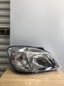 Headlight For 2009 2010 2011 Kia Rio Hatchback or Sedan Right With Bulb - Picture 1 of 3