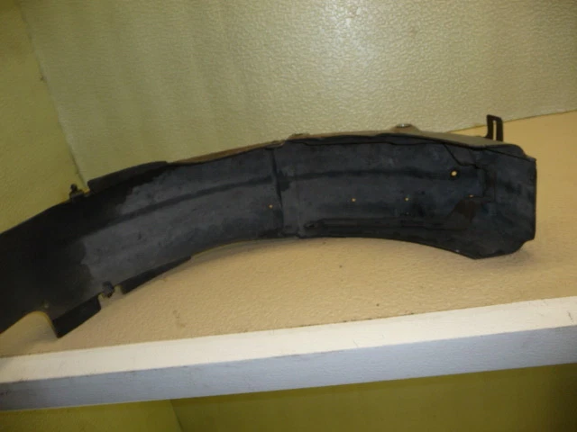 Cubierta guardabarros rueda trasera Suzuki GS650E 1982 Foto 1 de 1