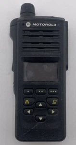 MOTOROLA H51WCF9PW6AN APX4000 900 MHZ 512 KANAŁOWE PRZENOŚNE RADIO DWUKIERUNKOWE - Zdjęcie 1 z 6