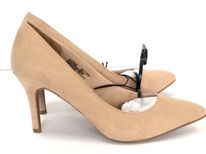 Womens Time And Tru Pointed Toe High Heel Pumps Shoes Beige Suede Size 9 NWT - Picture 1 of 6