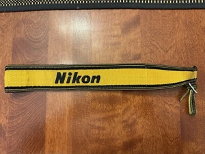 Vintage Nikon Black And Yellow Strap - Picture 1 of 2