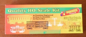 Roundhouse HO Scale Kit #1033 40’ Box Car - CB&Q #28000 /Built diecast - Picture 1 of 7