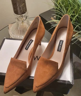 NUEVO Zapatos de salón de gamuza Nine West Sharpin, talla 6M Foto 1 de 4