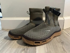 SoftScience Fin Boots Camo Green Water Outdoor Shoe Size 9M Lightweight - Picture 1 of 6