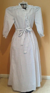Vintage JCPenney Damen Morgenmantel Größe Small Blumenmuster und Spitze lang - Bild 1 von 1