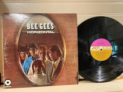BEE GEES - "HORIZONTAL" SD-233  Lp Ex+/N/M plays Ex - Image 1 of 2