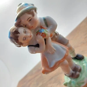 Figura de porcelana Vin F Wessel Frankenthal pintada a mano de amantes Alemania Occidental - Imagen 1 de 15
