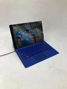 Microsoft Surface Pro 3 12" Schermo i5 4a Generazione 8GB 256GB SSD Windows 8 - Foto 1 di 9