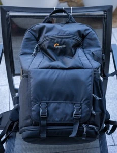 Lowepro Fastback BP 250 AW 11 Camera Bag - Picture 1 of 5