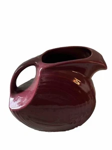 Fiestaware großer Krug/ Milchkännchen in weinrot burgund Top Zustand - Bild 1 von 6