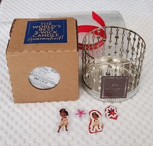 Bath & Body Works Disney Dreidochtkerze, Moana; Beekman Kerzenhalter, Silber - Bild 1 von 13